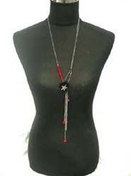 stylish-long-necklaces-15