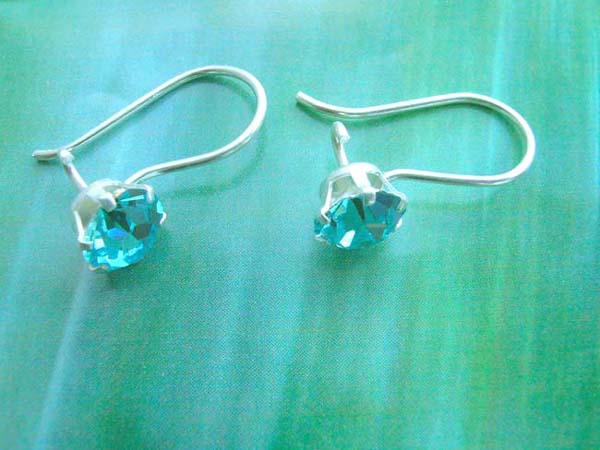 Topaz round cz, Stamped 925 sterling silver earring, Made in Thailand