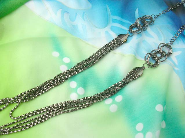 long-necklaces-05black-m