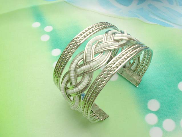 vintage-style-bangles-015