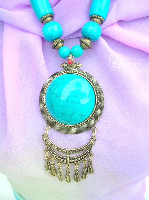 tibetan-turquoise-necklace008closeup