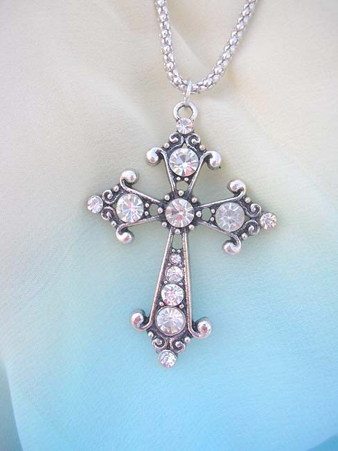 trendy-long-chain-necklaces-012pendant