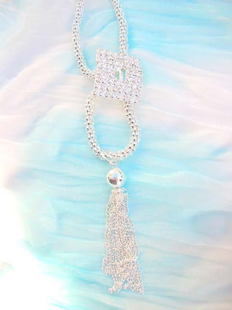 cz-stylish-long-necklaces-001