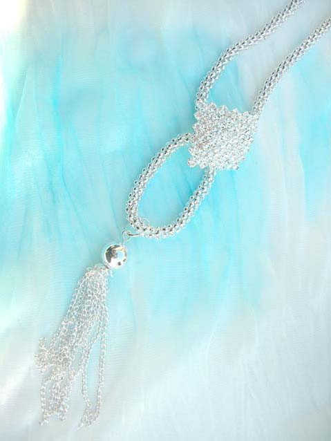 cz-stylish-long-necklaces-005