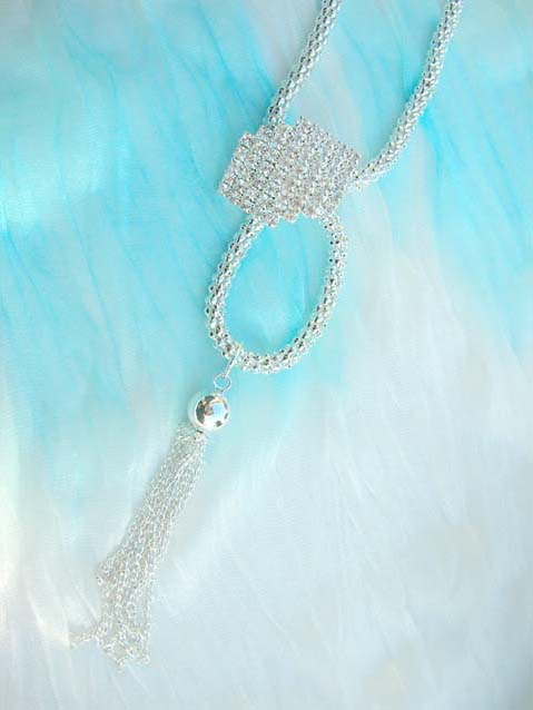cz-stylish-long-necklaces-006