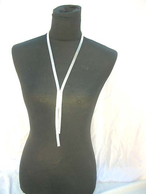 cz-stylish-long-necklaces-010m