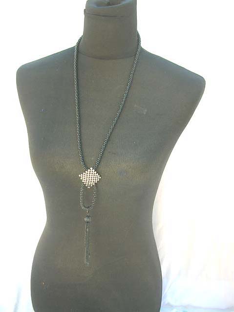 cz-stylish-long-necklaces-012m