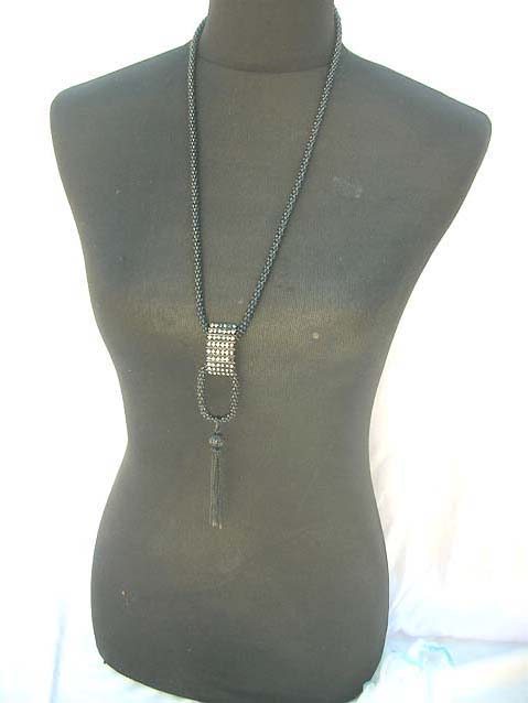 cz-stylish-long-necklaces-018m