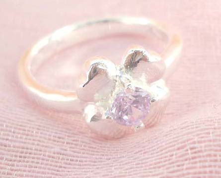 Favorite 925. stamped silver ring motif silver flower with purple cubic zirconia inlay