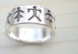 Stamped 925. silver ring with graved boy and girl design