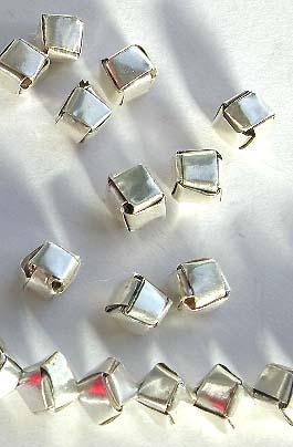 primitive tribe jewelry and tribal beads wholesale sterling silver beads from Bali Indonesia, wholesale to jewelry stores 