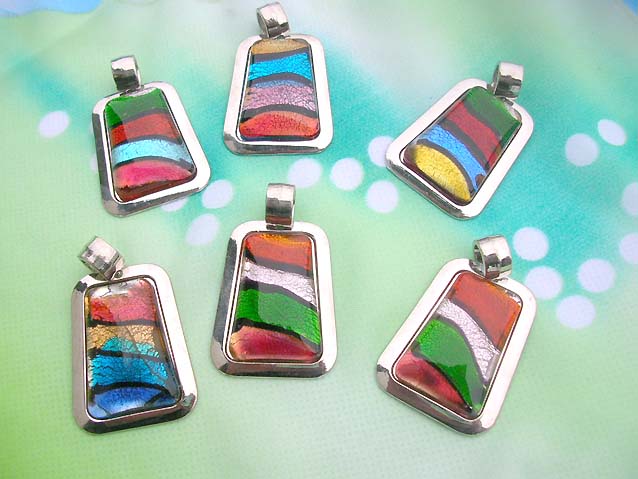 murano-glass-pendant-necklace-001