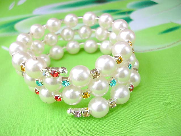 faux-pearl-beaded-bracelet008