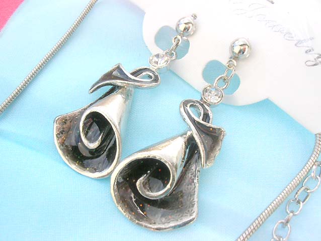 jewelryset005closeup2