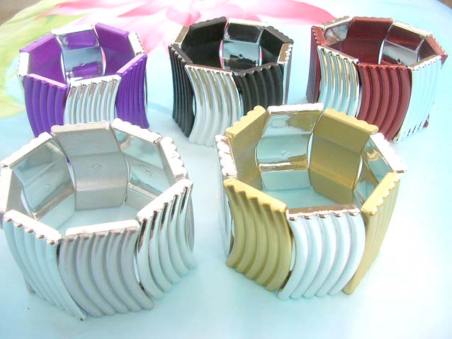 stretchy-bracelet-jewelry-005