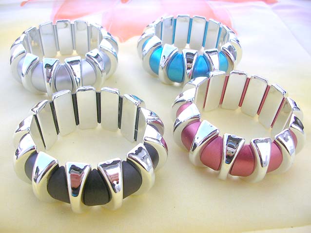 stretchy-bracelet-jewelry-011