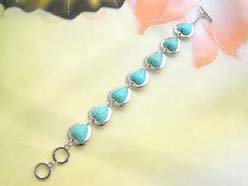 turquoise bead heart bracelet toggle closure