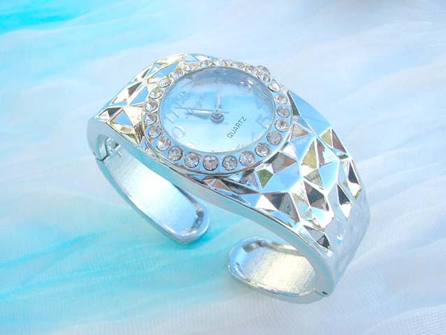 bangle-watches-n57c