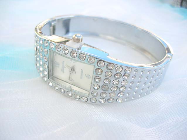 bangle-watches-n59b