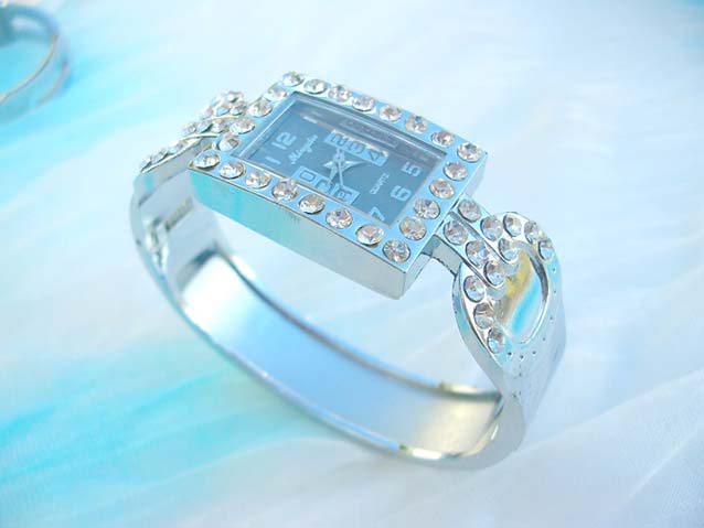 bangle-watches-n59c