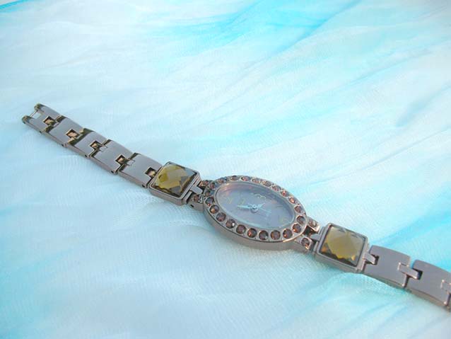 copper-cz-bracelet-watch-n77a