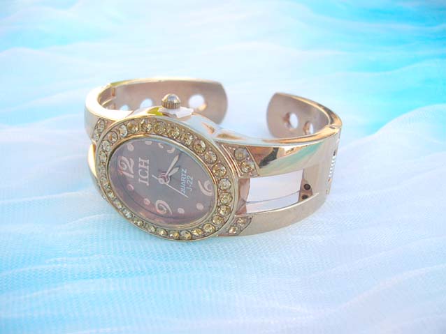copper-watch-n51a