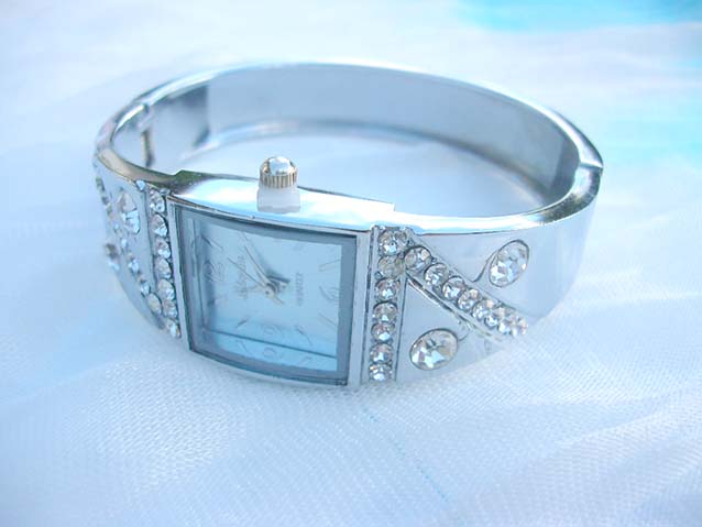 cz-watches-n69a