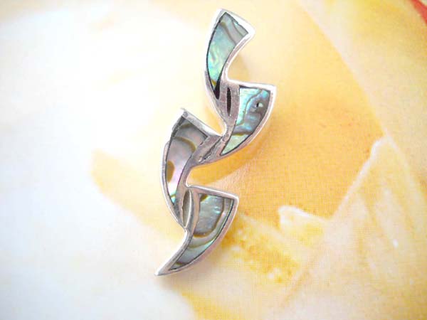  Trendy 925. sterling silver curvy paua seashell pendant, wholesale fashion jewelry